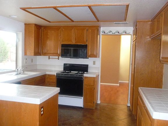 3rd image of 12680 Pinyon Pine Ct