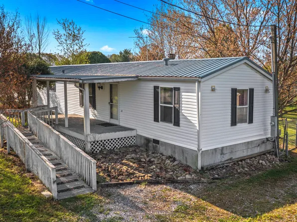 71 Wandering Dr, Chuckey, TN 37641
