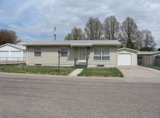 914 W G St, Ogallala, NE 69153
