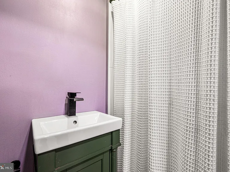 3740 Manayunk Ave — Photo 16