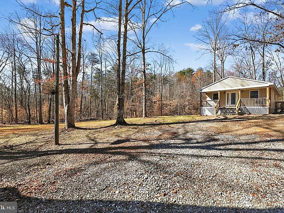 2nd image of 311 Holly Grove Ct