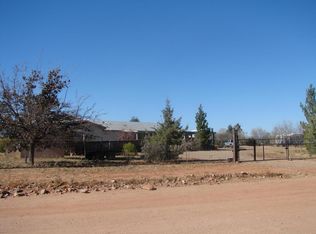 6100 S La Donna Ln, Hereford, AZ 85615