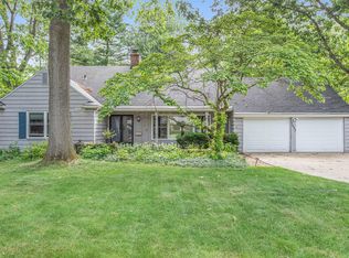 2623 Lomond Dr, Kalamazoo, MI 49008