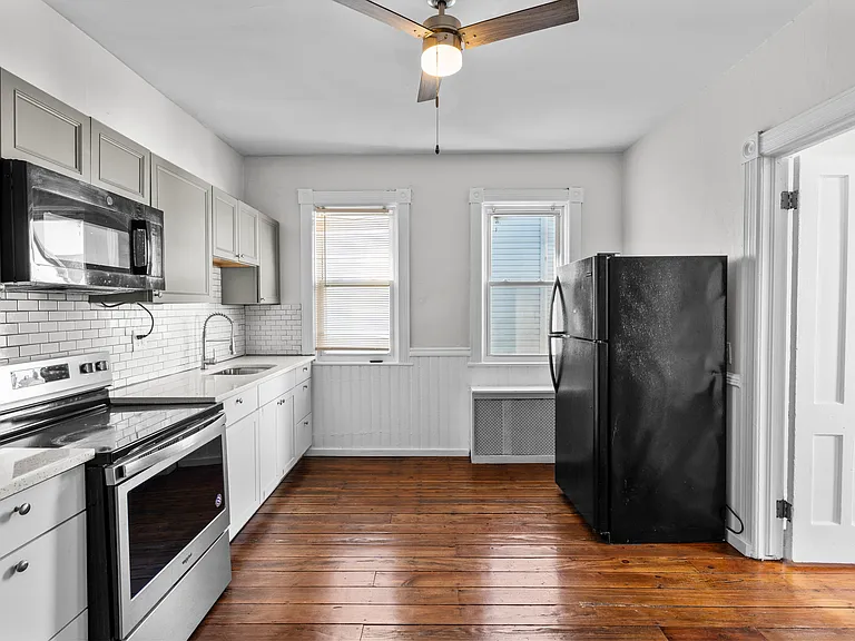 394 Gregory St #1 — Photo 3