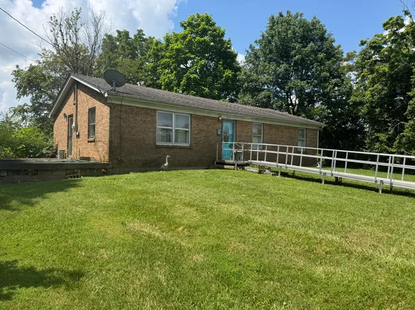 852 Fuzzy Duck Rd, Lancaster, KY 40444