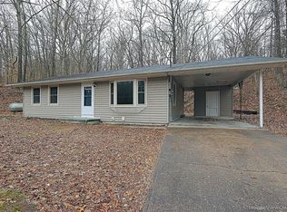 1106 W Cape Rock Dr, Cape Girardeau, MO 63701