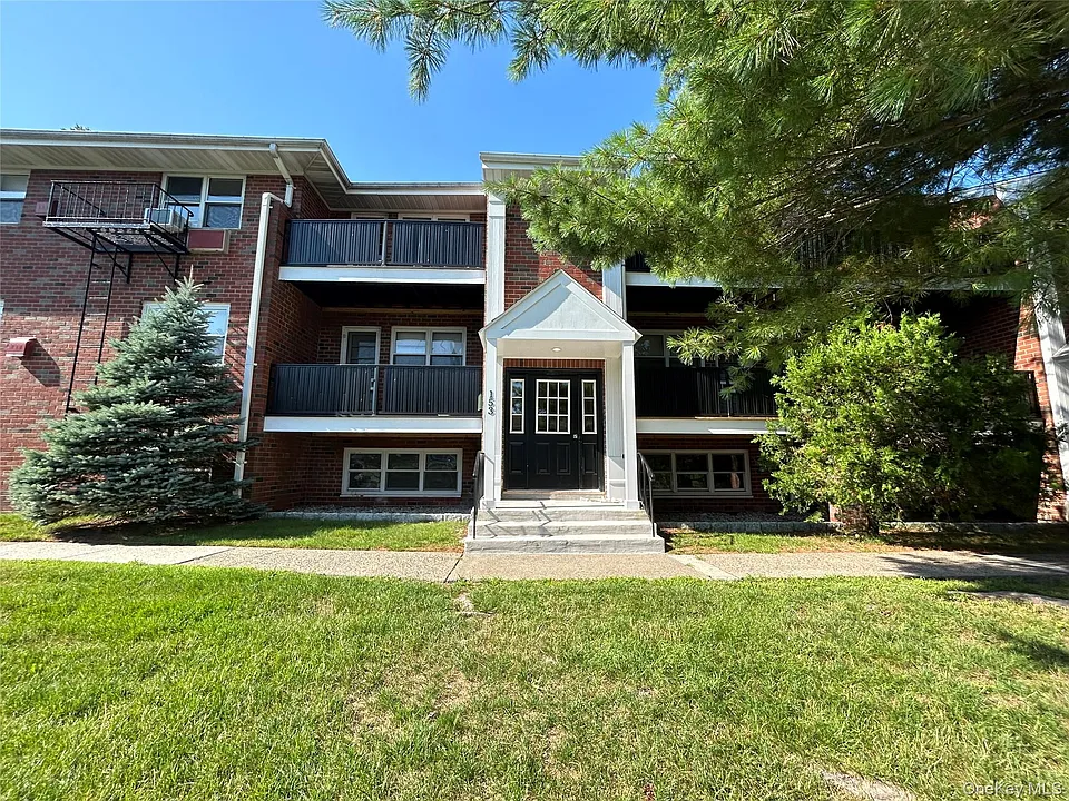 153 6th Ave #12A