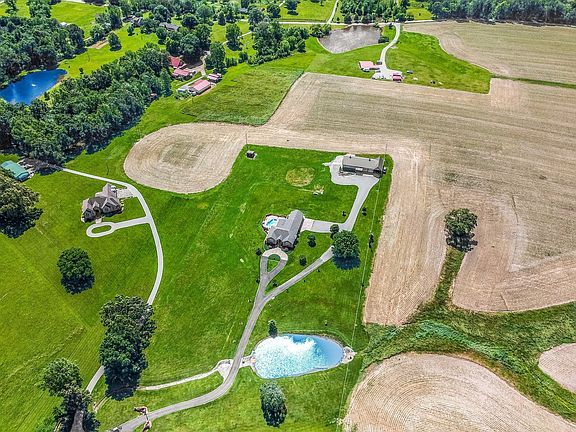 12th image of this home