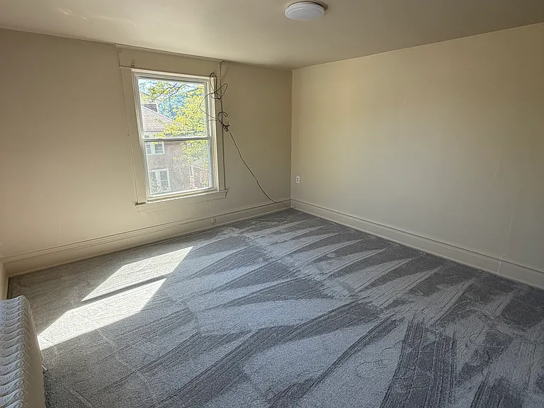 1125 Confer Ave #2 — Photo 8