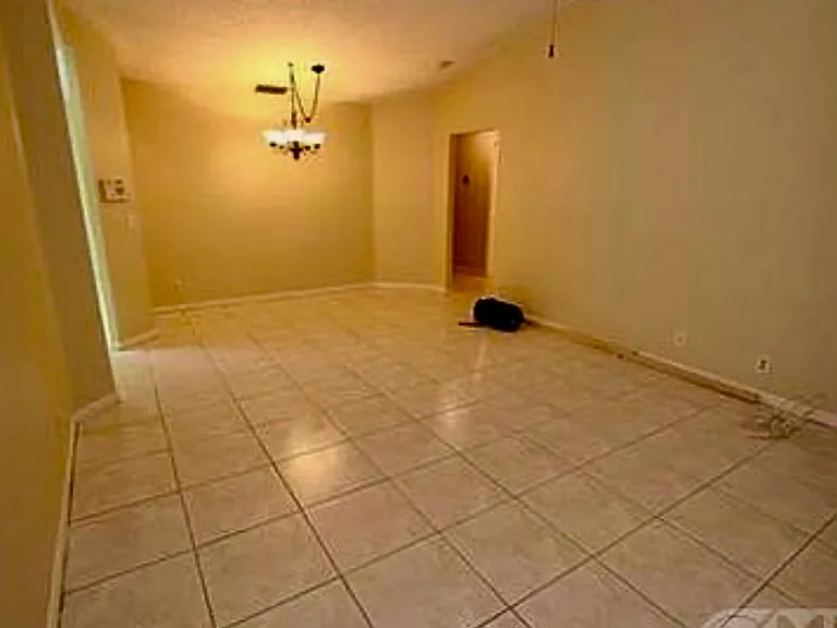5864 Strawberry Lakes Cir — Photo 5