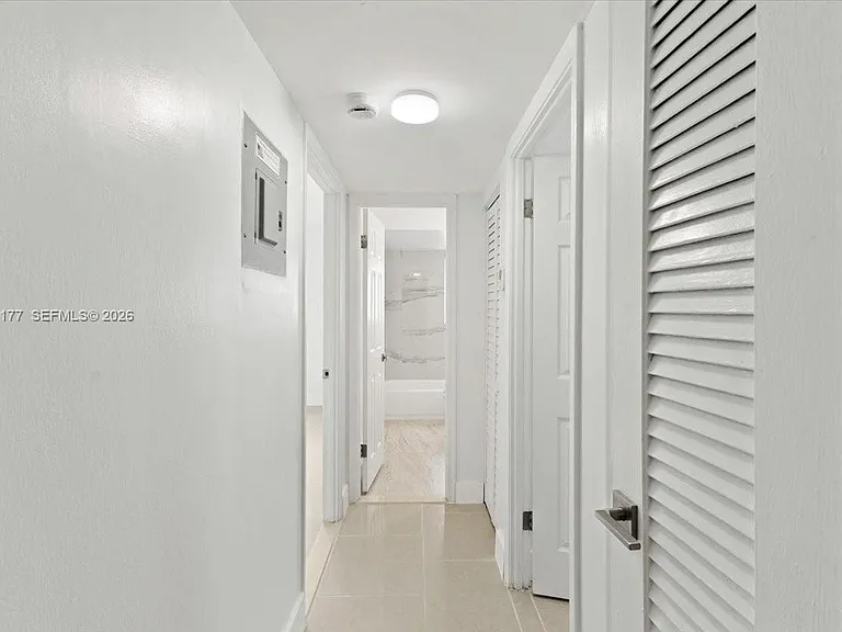 319 NE 14th Ave #201 — Photo 15