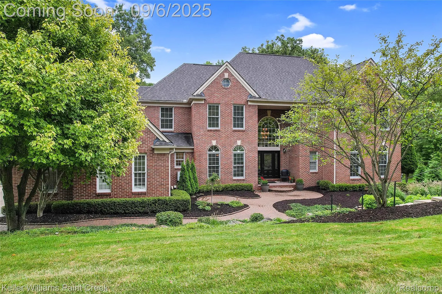 1614 Crossbow Ct photo 1