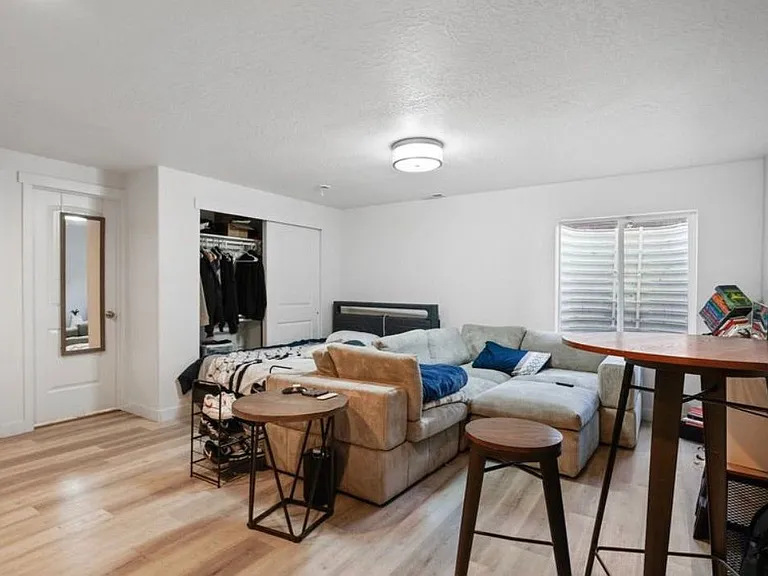 448 S Pegasus Way — Photo 14