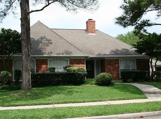 2111 Purple Plum Ln, Houston, TX 77062