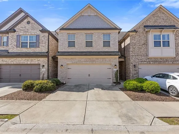 8335 Village Pl, Suwanee, GA 30024