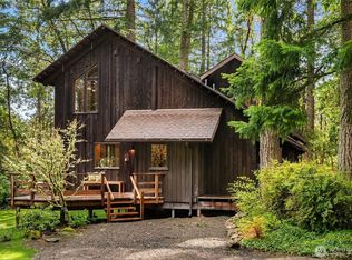 22602 Old Mill Rd SW, Vashon, WA 98070
