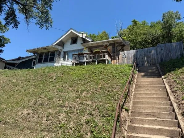 1115 Bush St, Red Wing, MN 55066