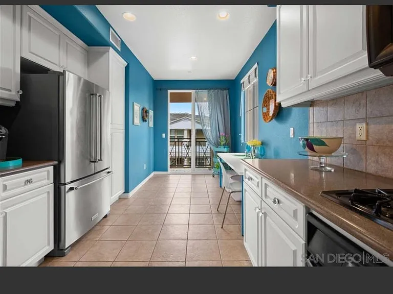 8843 Tribeca Cir — Photo 1