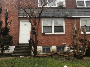 7106 Clinton Rd, Upper Darby, PA 19082