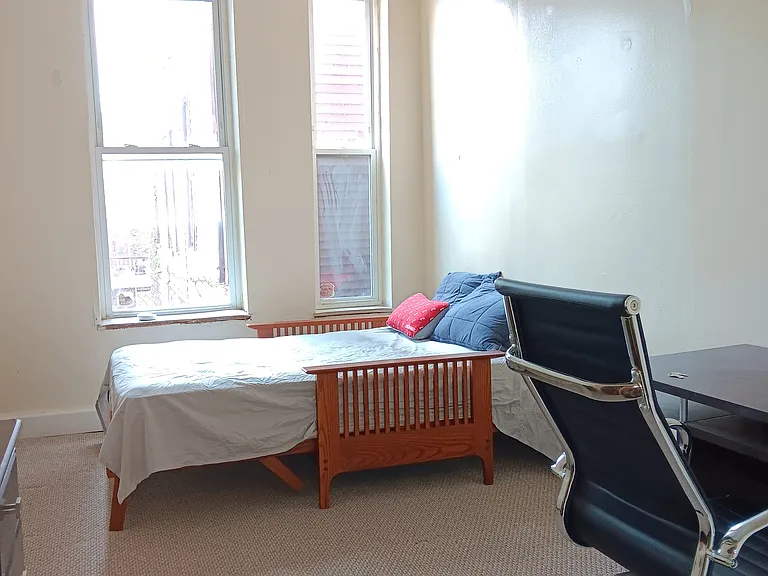 2214 Auburn Ave #2 — Photo 10