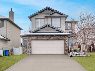 408 W Rainbow Falls Way, Chestermere, AB T1X 1S6