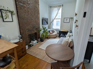 105 Christopher St APT 2A, New York, NY 10014