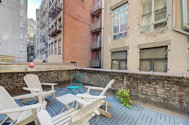 Rented by REAL New York | media 12