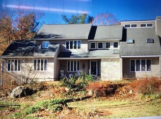 417 Candia Rd, Chester, NH 03036