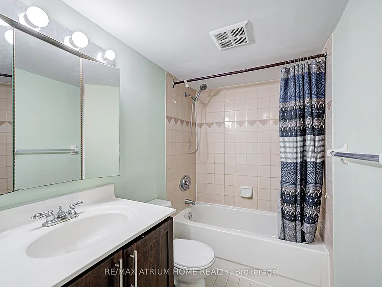 3050 Ellesmere Rd #1515 — Photo 34