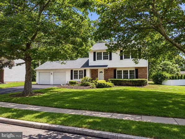 236 Greenview Rd, Yardley, PA 19067