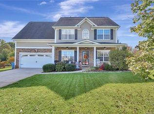 5031 Orchard Park Dr, Hickory, NC 28602