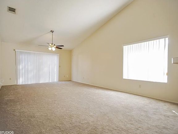 2nd image of 826 Danbury Ln