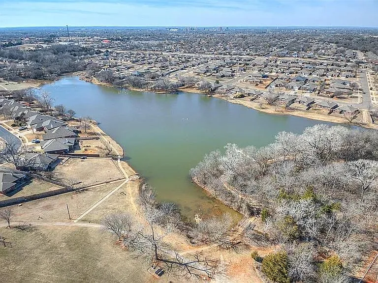 2912 Canyon Oaks Ct — Photo 18