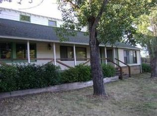 6190 Cloverlawn Dr, Grants Pass, OR 97527
