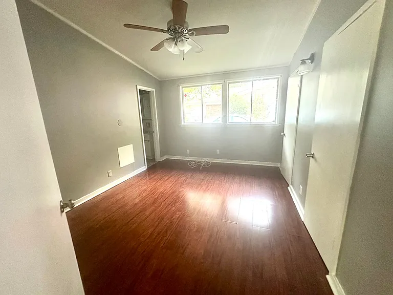 4303 Coventry Rd — Photo 6