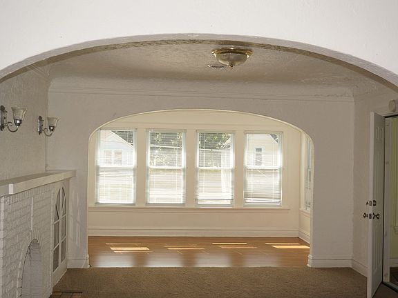 4th image of 509 N County St #2