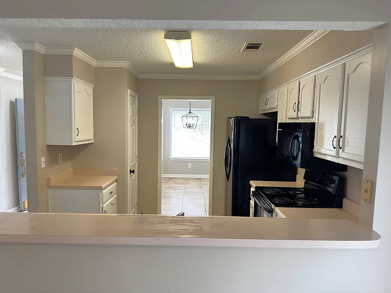 9040 Pepper Hollow Ct — Photo 5