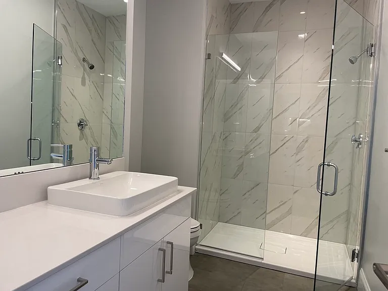 205 Maverick St #413 — Photo 5