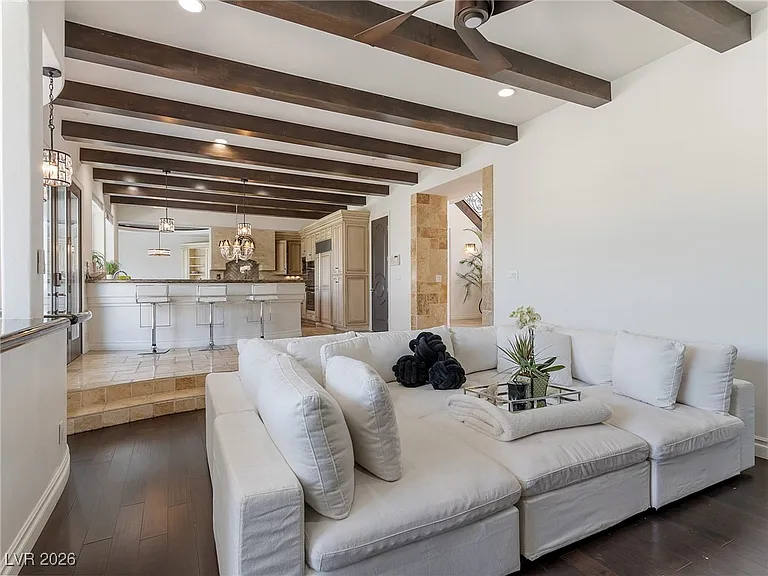 779 Clove Ct — Photo 4