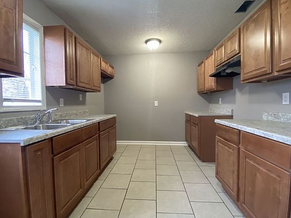 3rd image of 3513 Brantley Rd