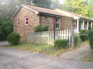 634 Chesterfield Cir, Clarksville, TN 37043