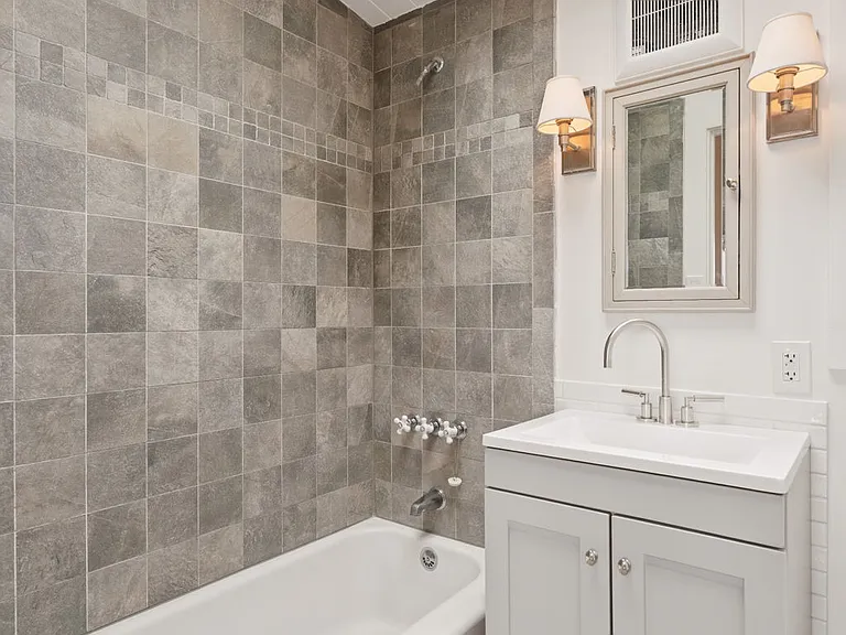 202 California Ave — Photo 10
