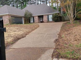 344 Pinewood Ln, Ridgeland, MS 39157