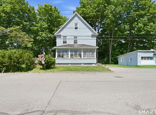 31 Smith St, Seymour, CT 06483