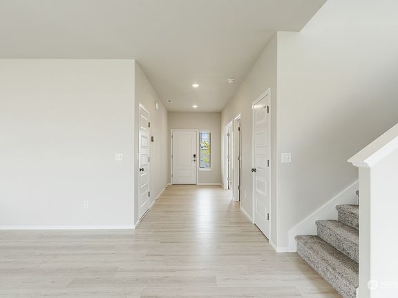 3rd image of 28505 80th Dr NW #6