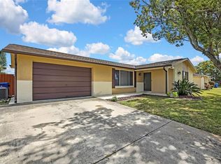 4330 Tall Oak Ln, New Port Richey, FL 34653