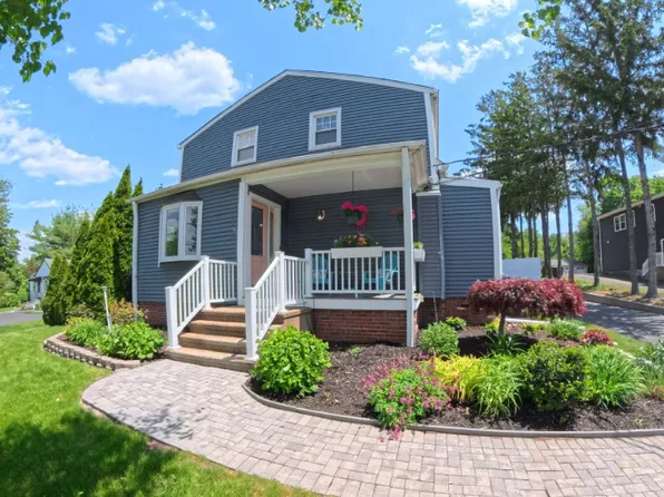 31 Quinnipiac Avenue, North Haven, CT 06473