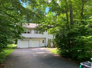 5104 Derby Rd, Tobyhanna, PA 18466