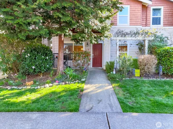 2166 Palisade Boulevard #A-4, Dupont, WA 98327