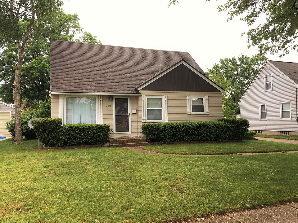 1st image of 1317 Northlawn St NE